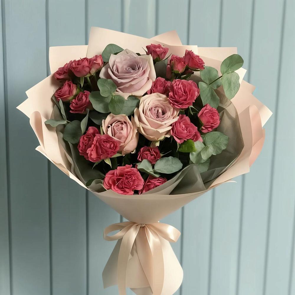 Букет цветов из: Гвоздики и Розы в Михайловске Свердловской области