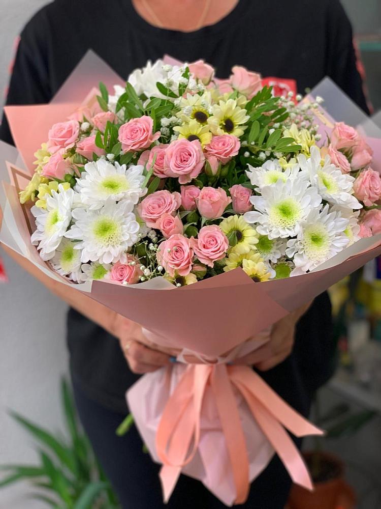 Букет цветов из: Розы и Хризантемы в Михайловске Свердловской области