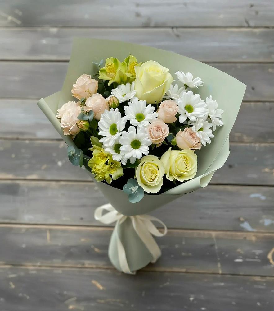 Букет цветов из: Альстромерии, Розы и Хризантемы в Михайловске Свердловской области