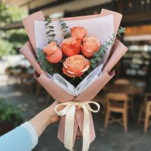 Букет цветов из:  Розы в Михайловске Свердловской области