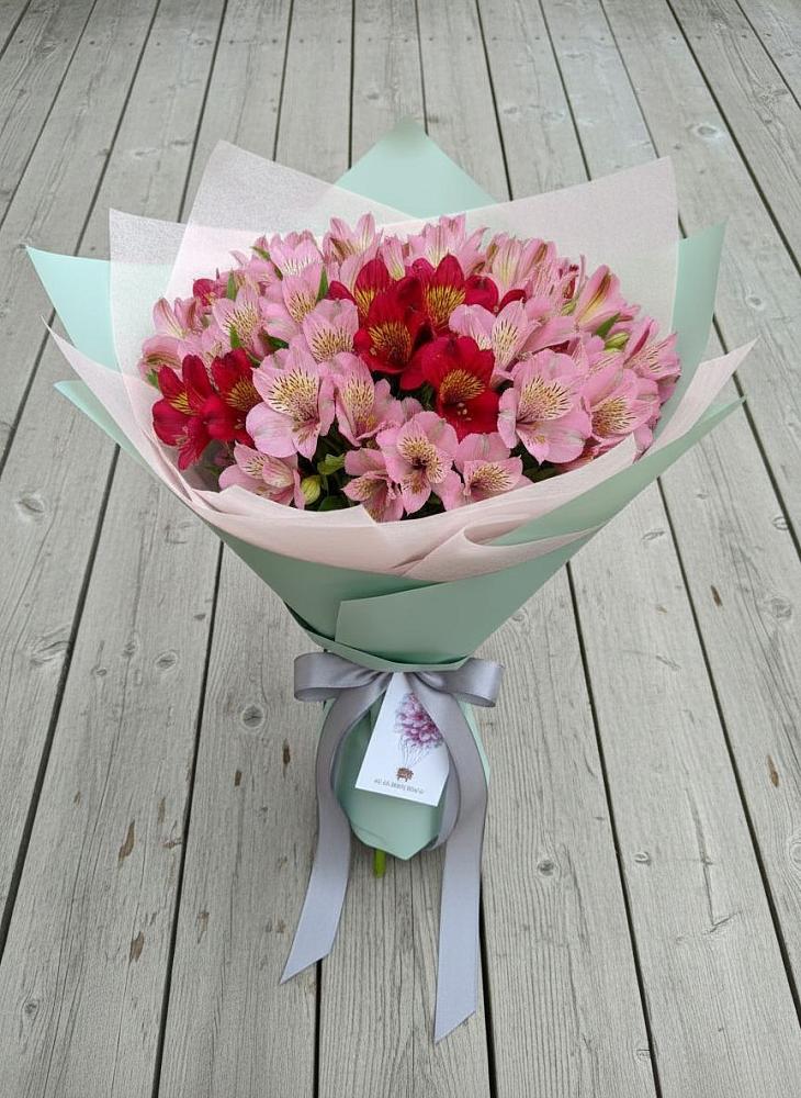 Букет цветов из: Альстромерии в Михайловске Свердловской области