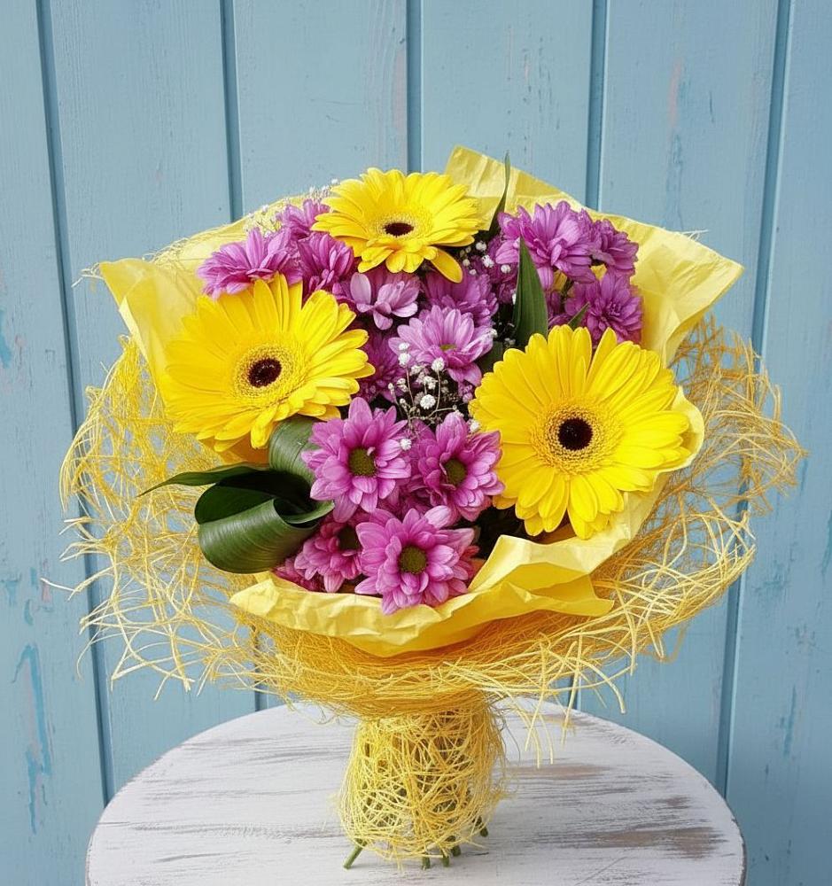 Букет цветов из: Хризантемы и Герберы в Михайловске Свердловской области