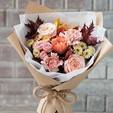 Букет цветов из:  Гвоздики, Хризантемы и Розы в Михайловске Свердловской области