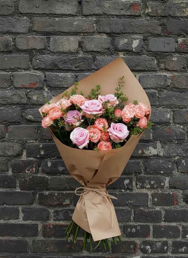 Букет цветов из: Розы в Михайловске Свердловской области