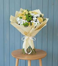 Букет цветов из:  Хризантемы и Розы в Михайловске Свердловской области