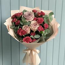 Букет цветов из:  Гвоздики и Розы в Михайловске Свердловской области