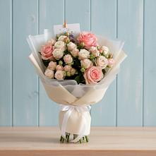 Букет цветов из:  Розы в Михайловске Свердловской области