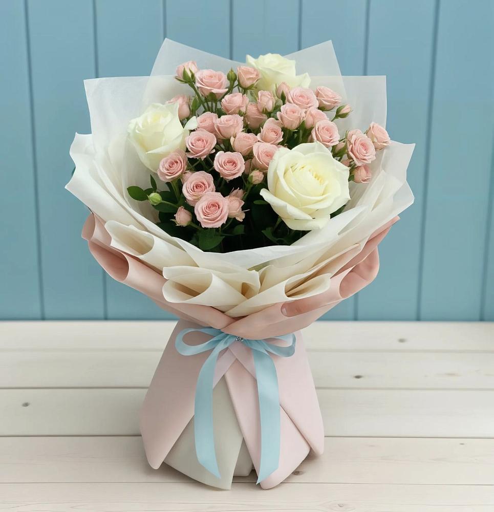 Букет цветов из: Розы в Михайловске Свердловской области