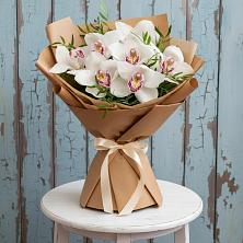 Букет цветов из:  Орхидеи и Розы в Михайловске Свердловской области